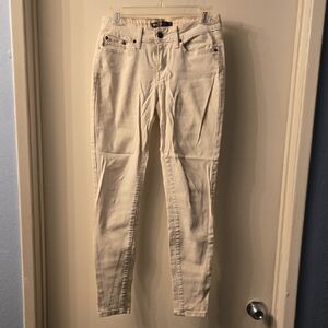 Levi's White Women Jeggings